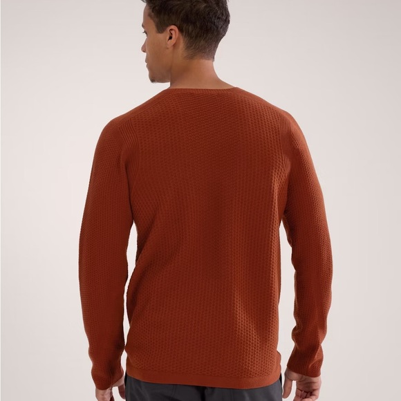Arc'teryx Red Crewneck Sweater - Picture 2 of 4